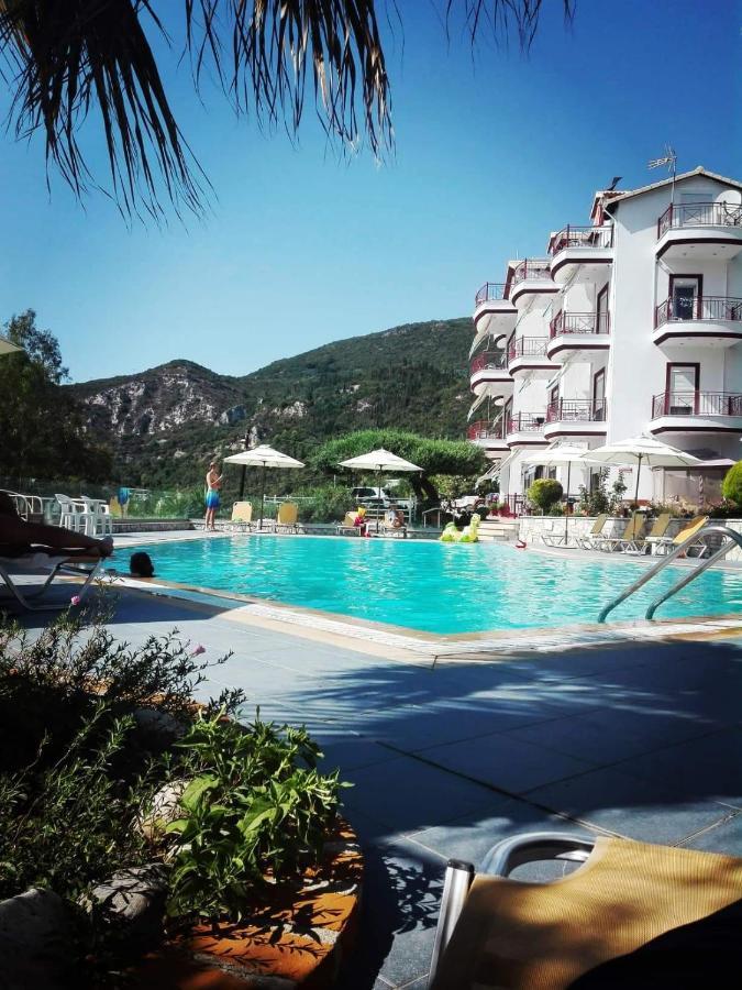 Hotelsunnybeachgr Pérdika Exterior foto