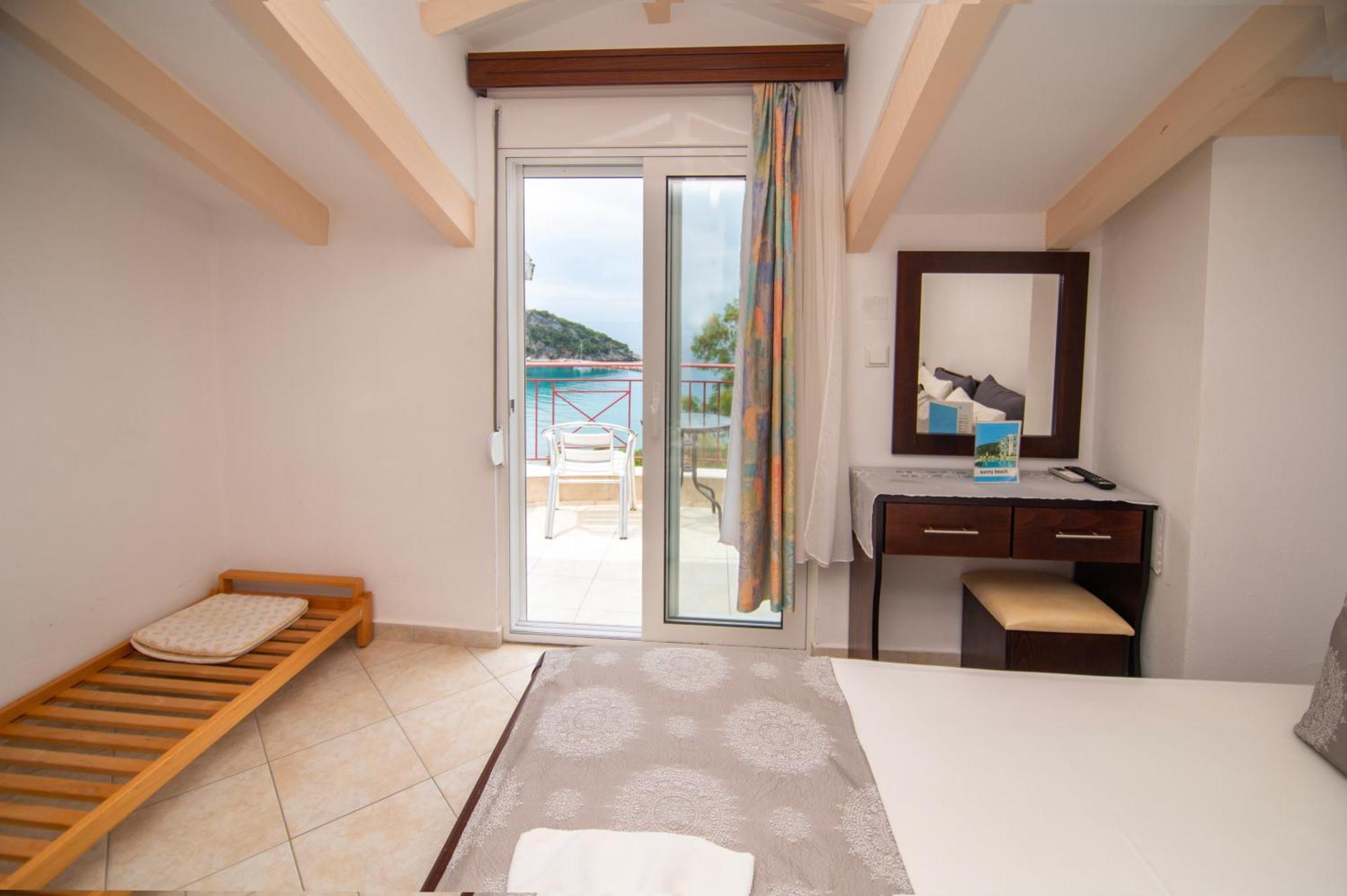 Hotelsunnybeachgr Pérdika Exterior foto